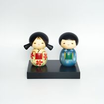 Kokeshi doll 